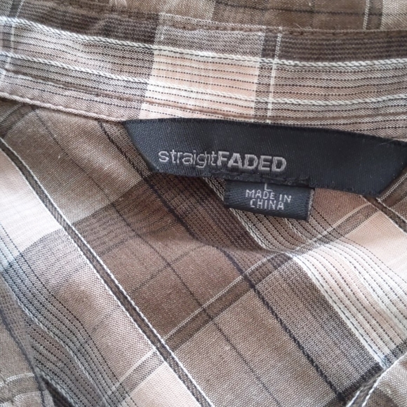 Men's Plaid Button-up shirt - Picture 4 of 4